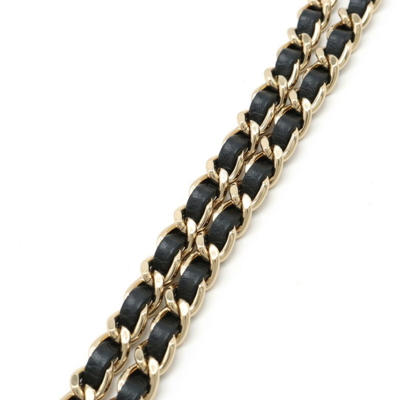 CHANEL Blue Leather Deauville Shoulder Bag - Picture 5 of 10